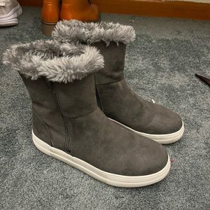 MIA Grey winter sneakers